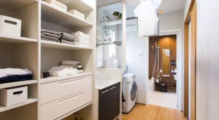 ビューティールーム収納