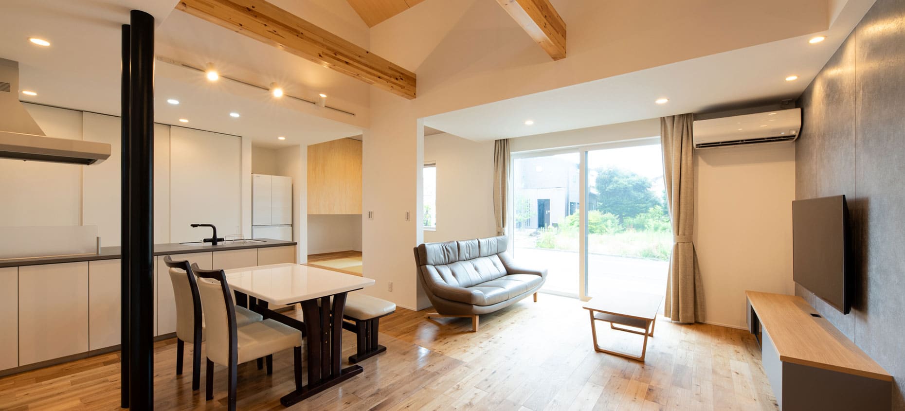 ファーストビュー