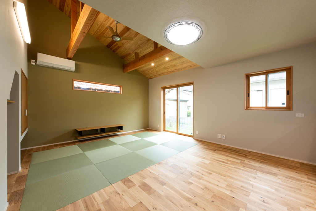 ロフトと勾配天井のある平屋|大黒建設｜いつまでも安心して暮らせる住まいを