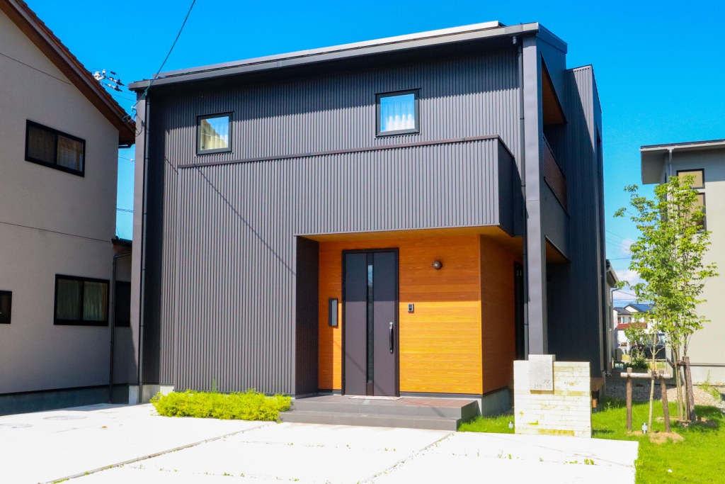 イエロクモデル part1|大黒建設｜いつまでも安心して暮らせる住まいを