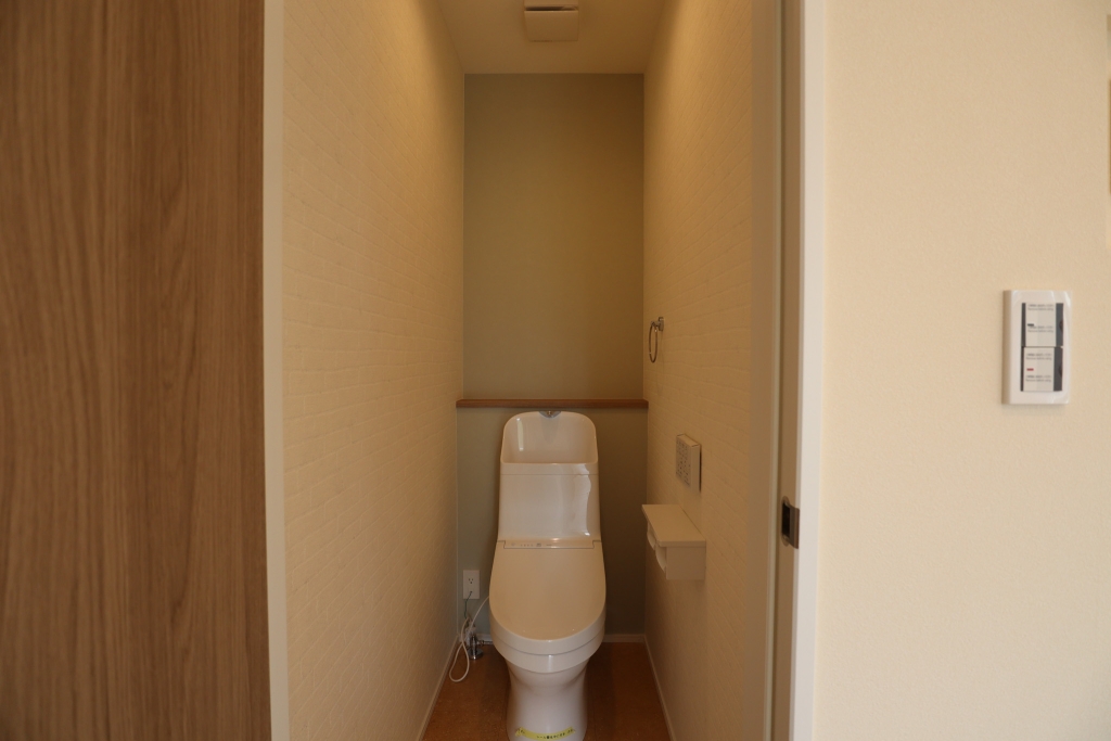 赤い屋根のかわいい平屋|大黒建設｜いつまでも安心して暮らせる住まいを