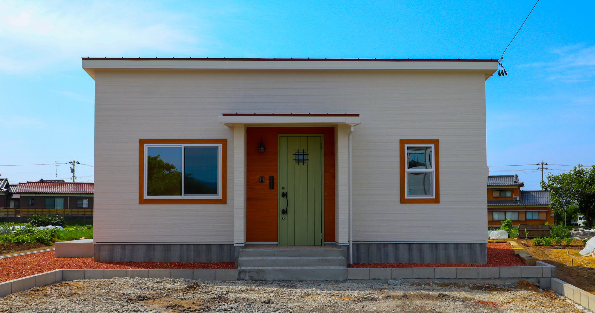 赤い屋根のかわいい平屋|大黒建設｜いつまでも安心して暮らせる住まいを
