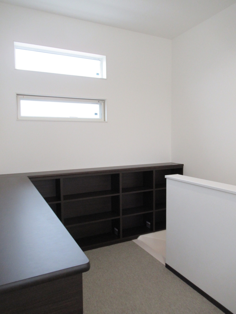 広い吹き抜けと広いウォークインクローゼットのある家|大黒建設｜いつまでも安心して暮らせる住まいを